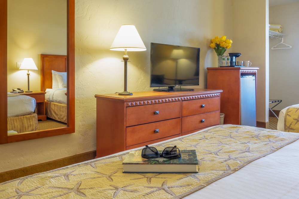 Bayside Resort Hotel 23/73
