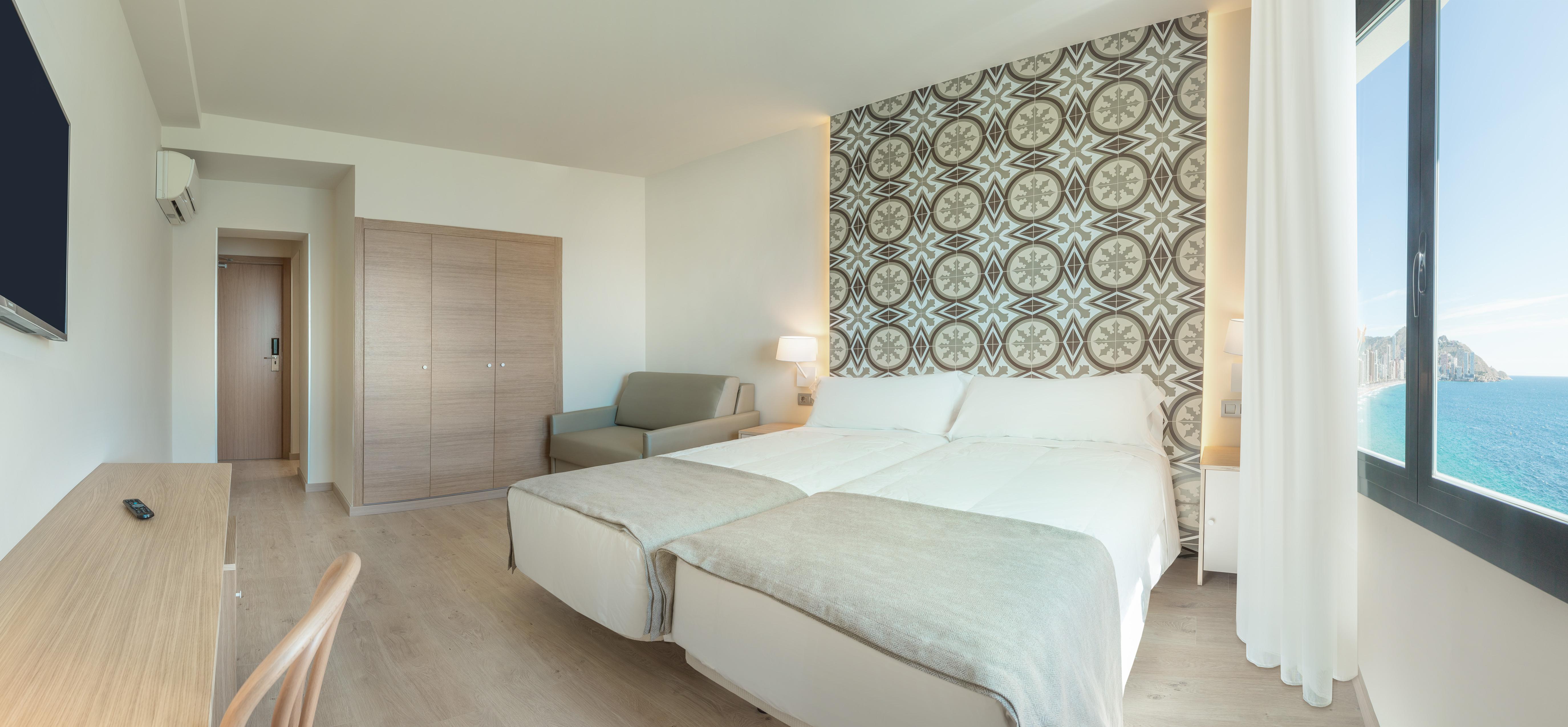 Standard, Double Bed, Sea View, No Balcony