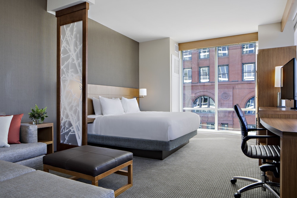 Hyatt Place Grand Rapids Downtown 14/54