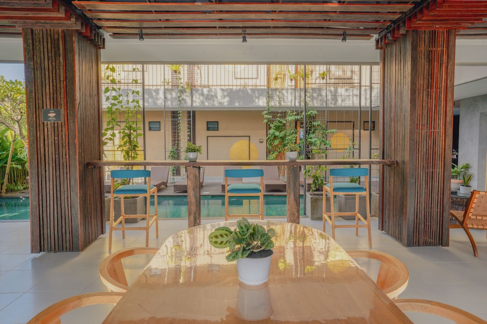Tanaga CoLiving 8/64