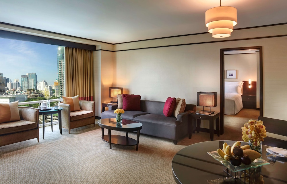 CONRAD BANGKOK RESIDENCES 38/59