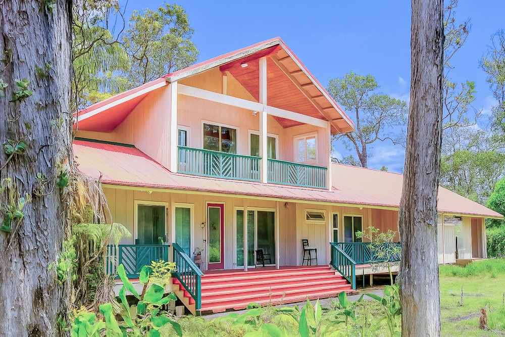 Volcano Forest Inn 2/50