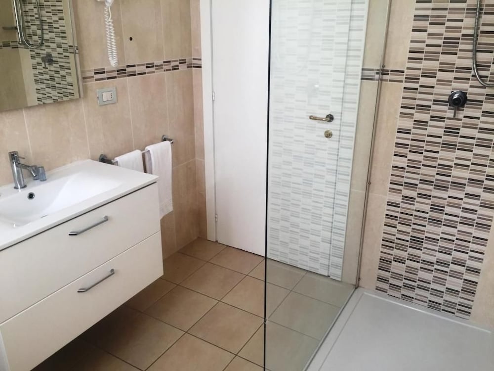 Hotel Milano Palmanova 54/58