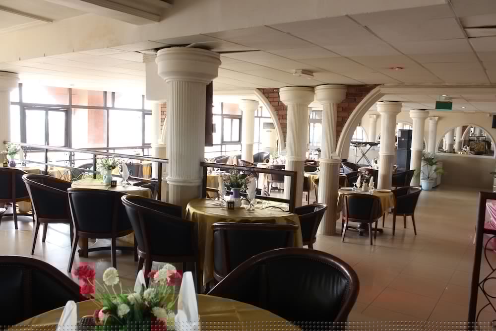 Hotel Santa Lucia 48/50