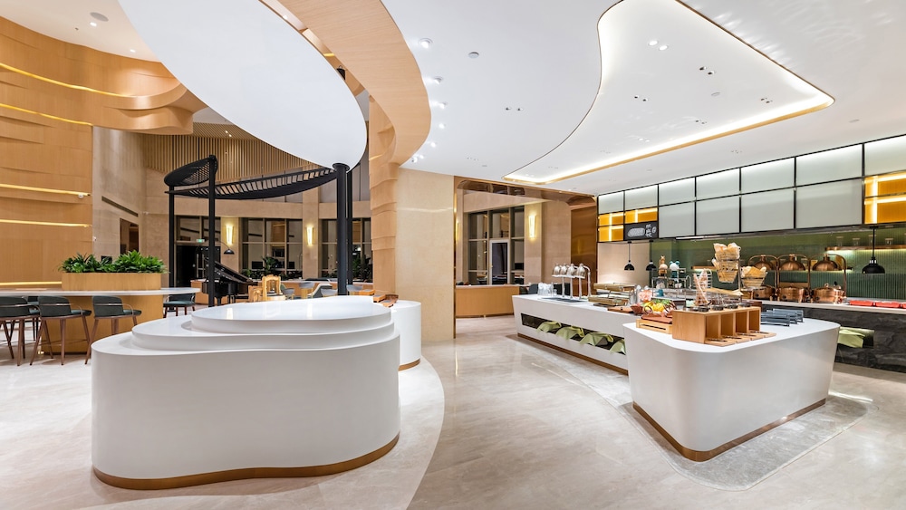Holiday Inn Chongqing Guanyinqiao 9/50
