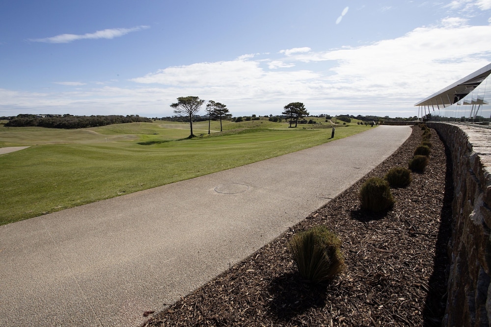 Peppers Moonah Links Resort 58/62