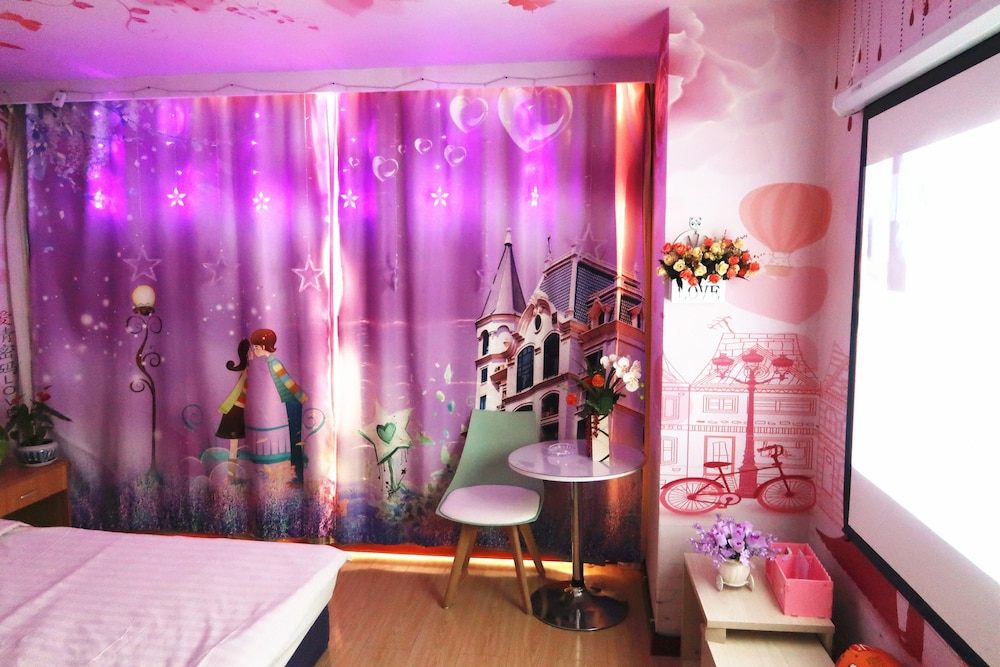 Dalian Venus Apartment 15/28