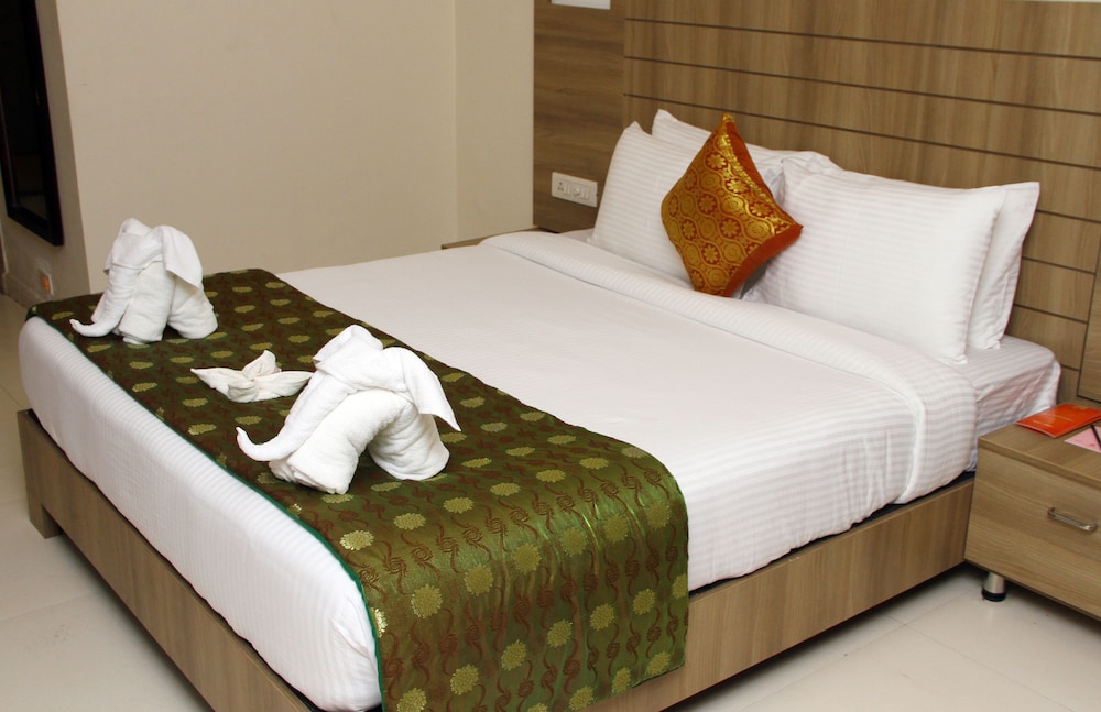 Hotel Vinayaga 16/25