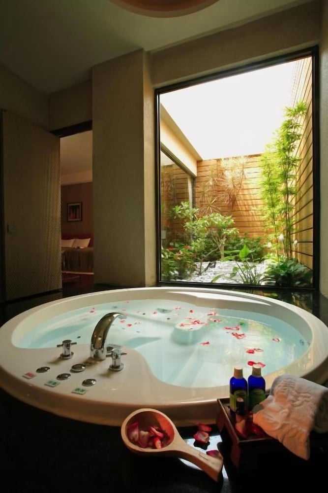 Spring Spa Motel 19/30