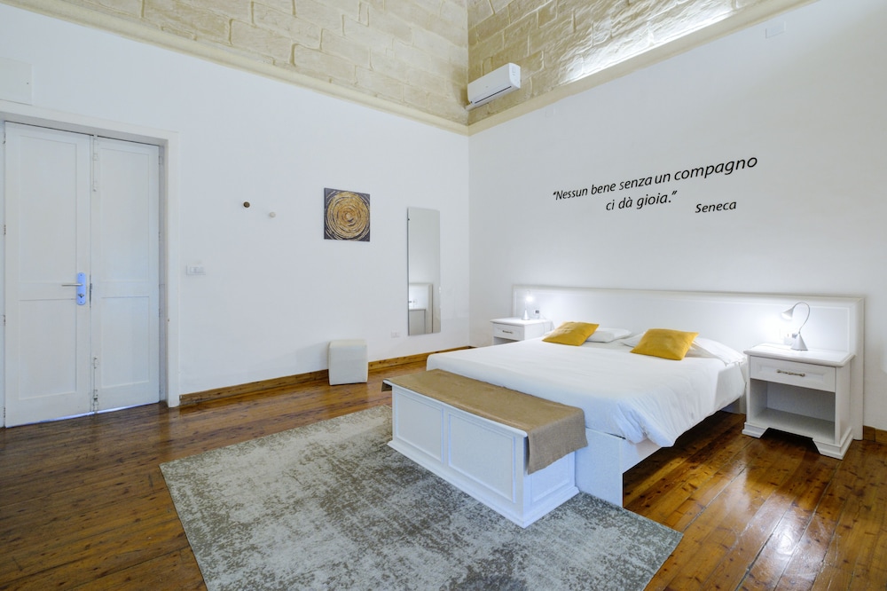 Ada Suites 10/62