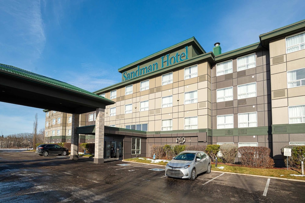 Sandman Hotel Red Deer 1/46