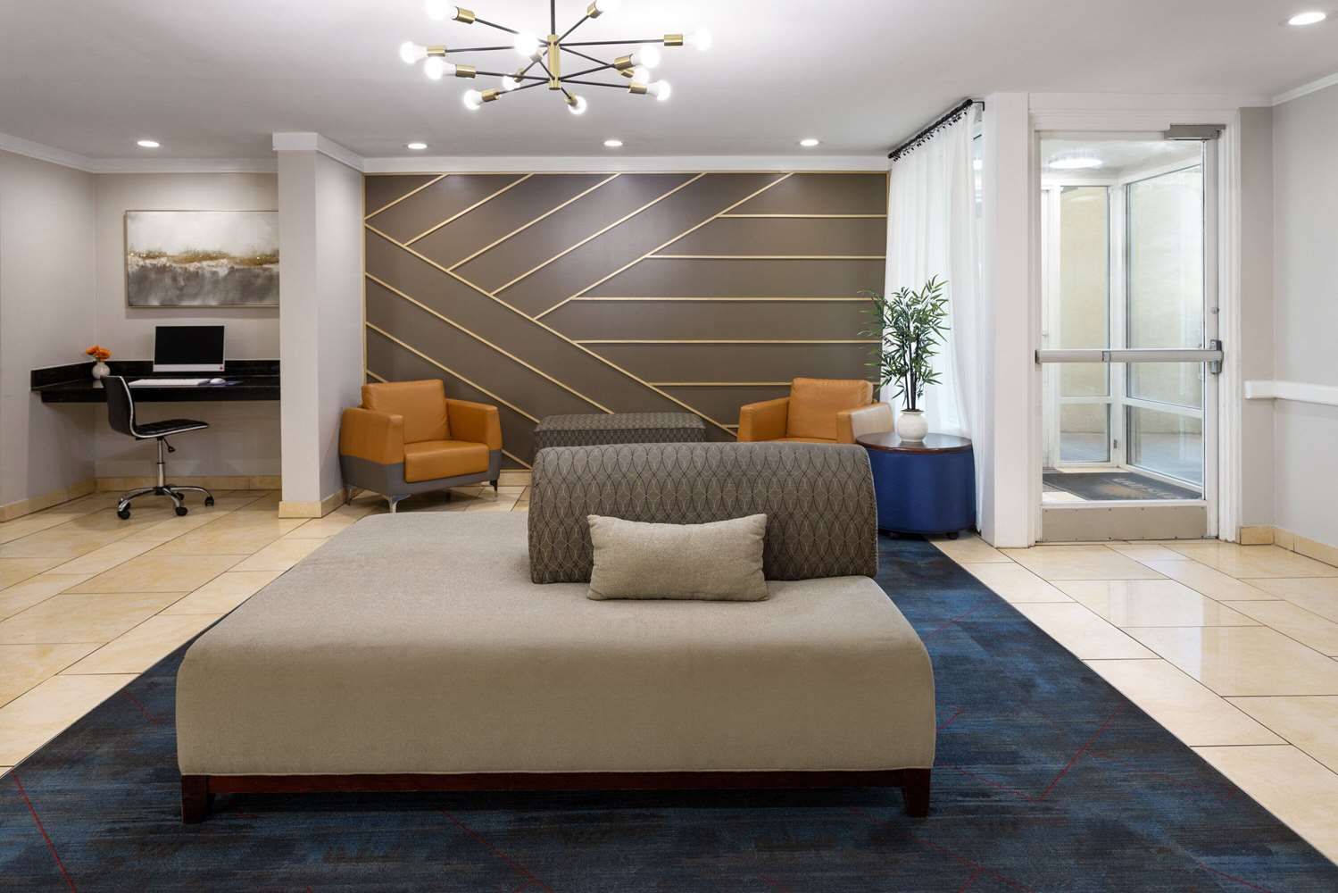 Days Inn by Wyndham Florence Near Civic Center 33/47