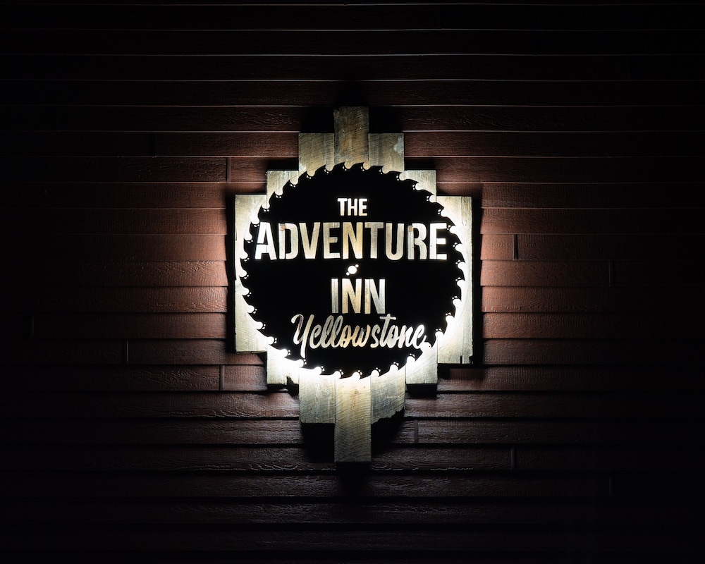 The Adventure Inn Yellowstone 20/42