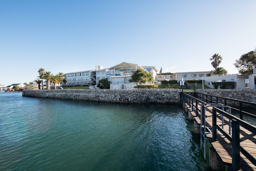 Saldanha Bay Hotel 35/50