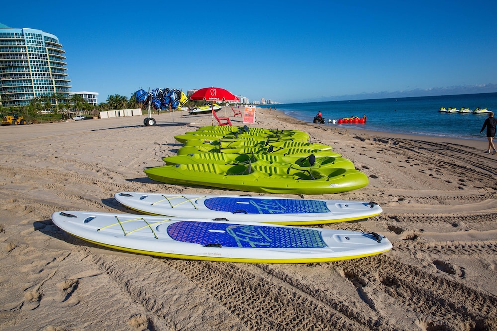 Fort Lauderdale Marriott Harbor Beach Resort And Spa 8/83