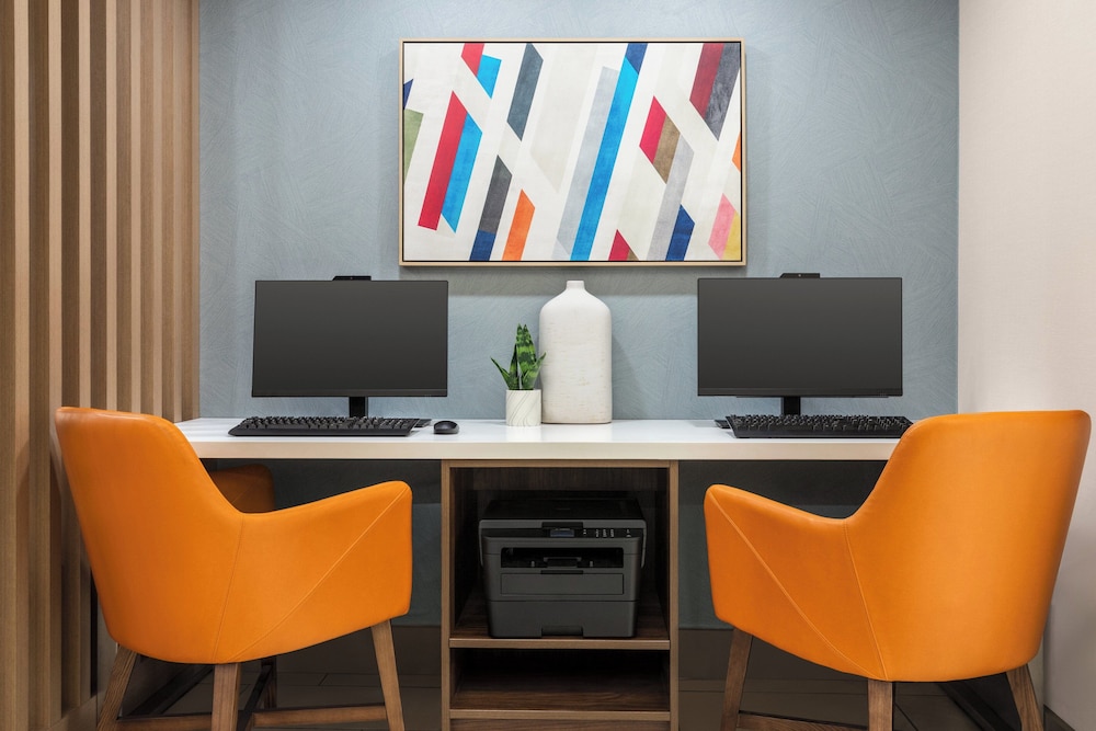 Holiday Inn Express Hotel And Suites Birmingham Irondale East 38/50