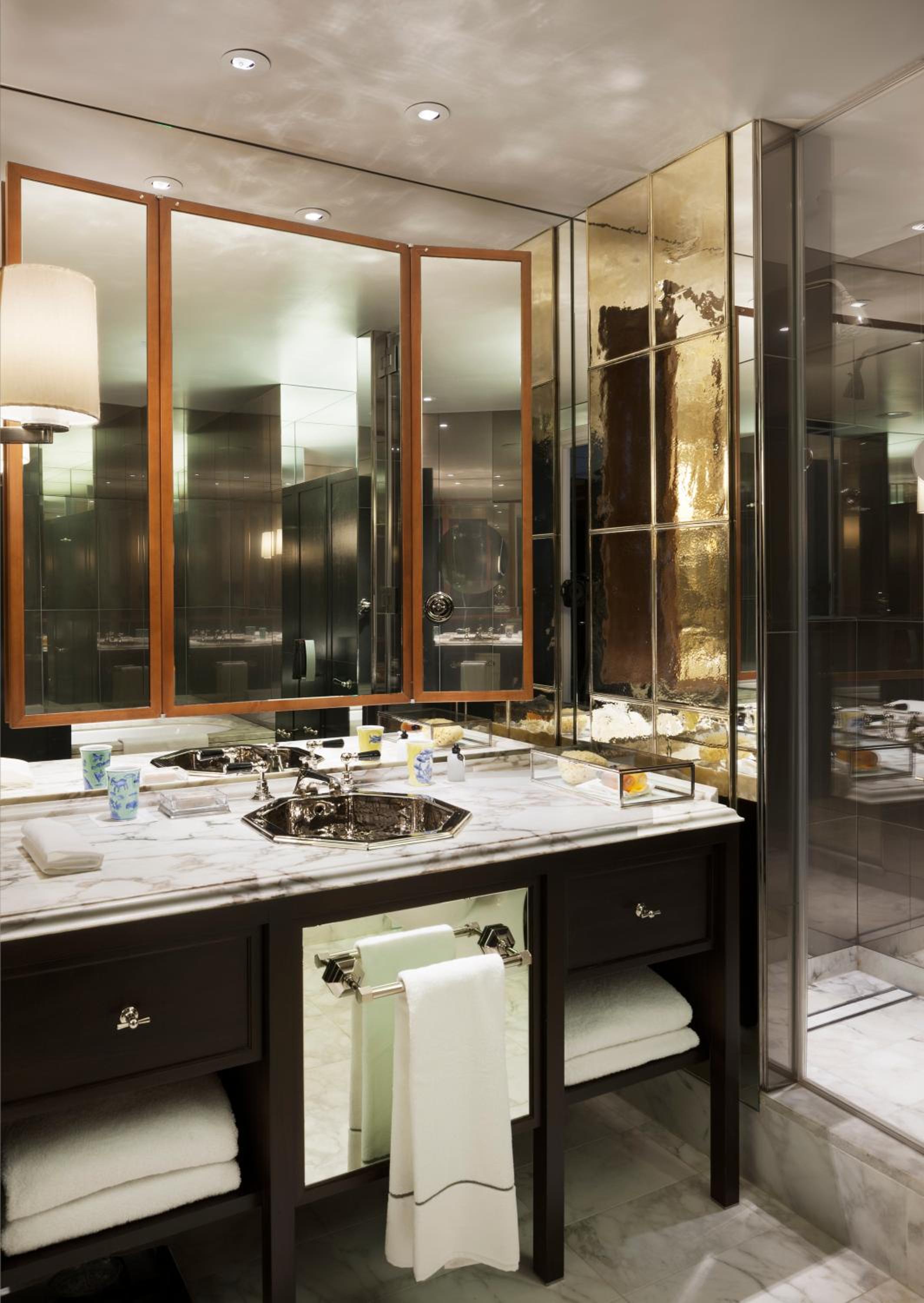 جناح بريميير، Rosewood London 4/4