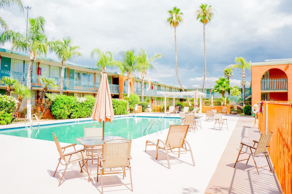 Glh Hotel 8/54