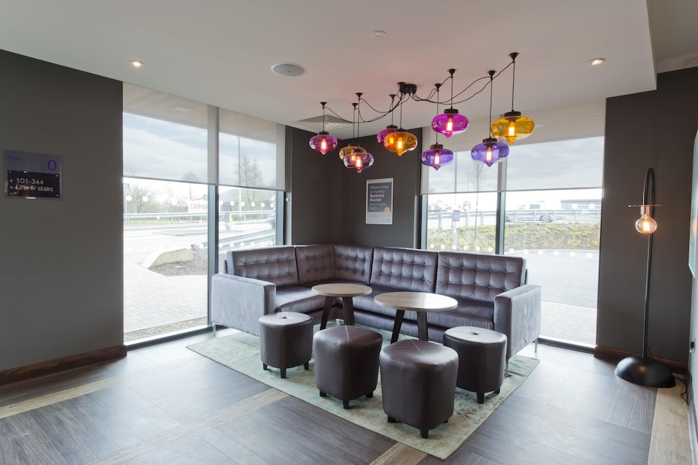 Premier Inn Slough West (Slough Trading Estate) Hotel 29/42