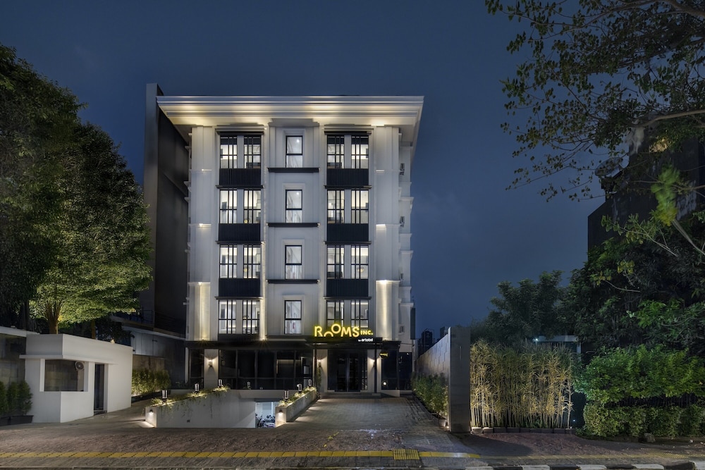 ROOMS INC Sudirman Jakarta 3/63