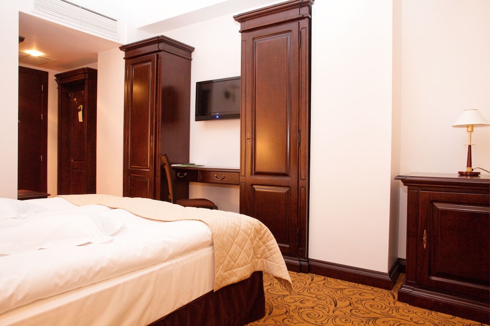 Bellaria Hotel 8/36