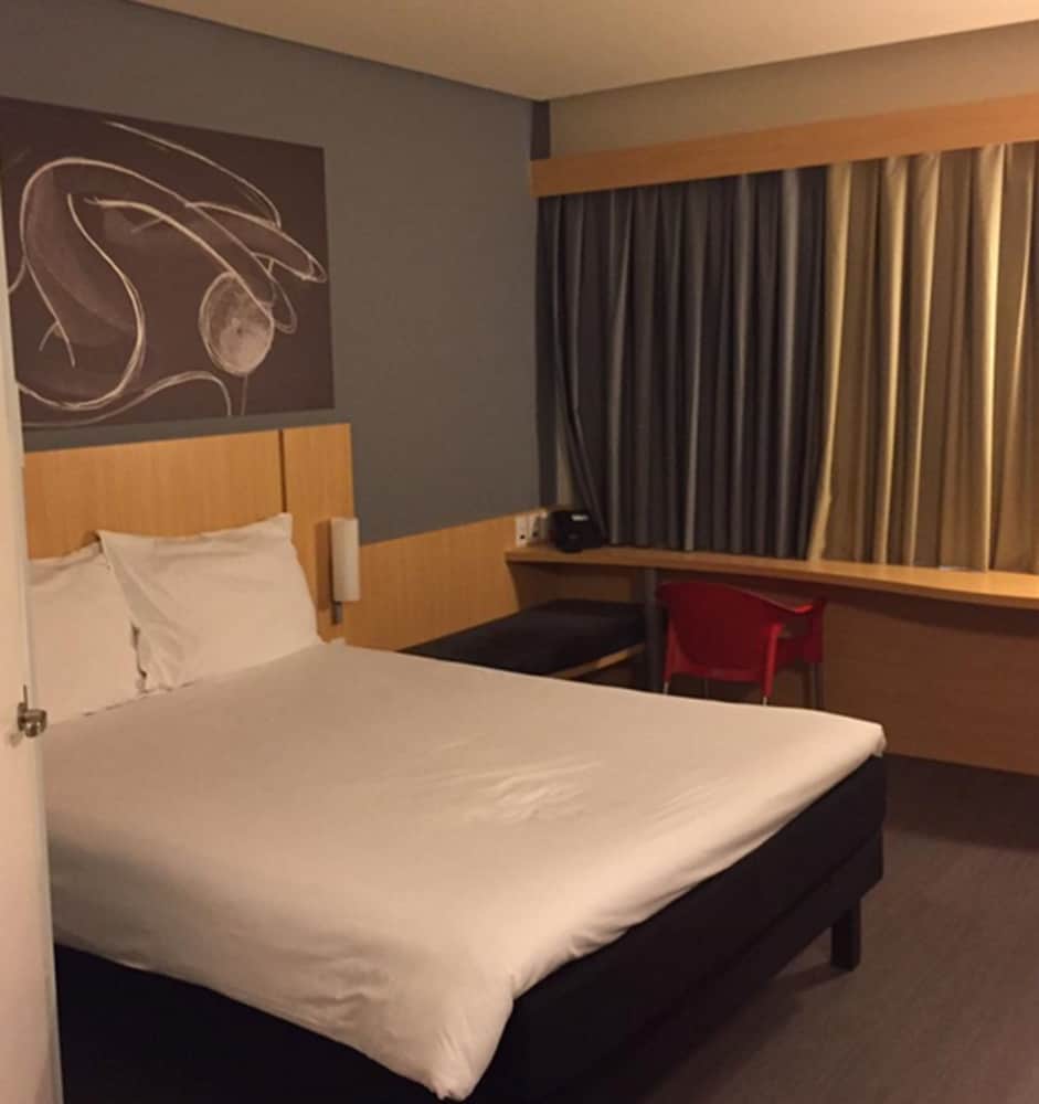 Ibis Imperatriz 22/70