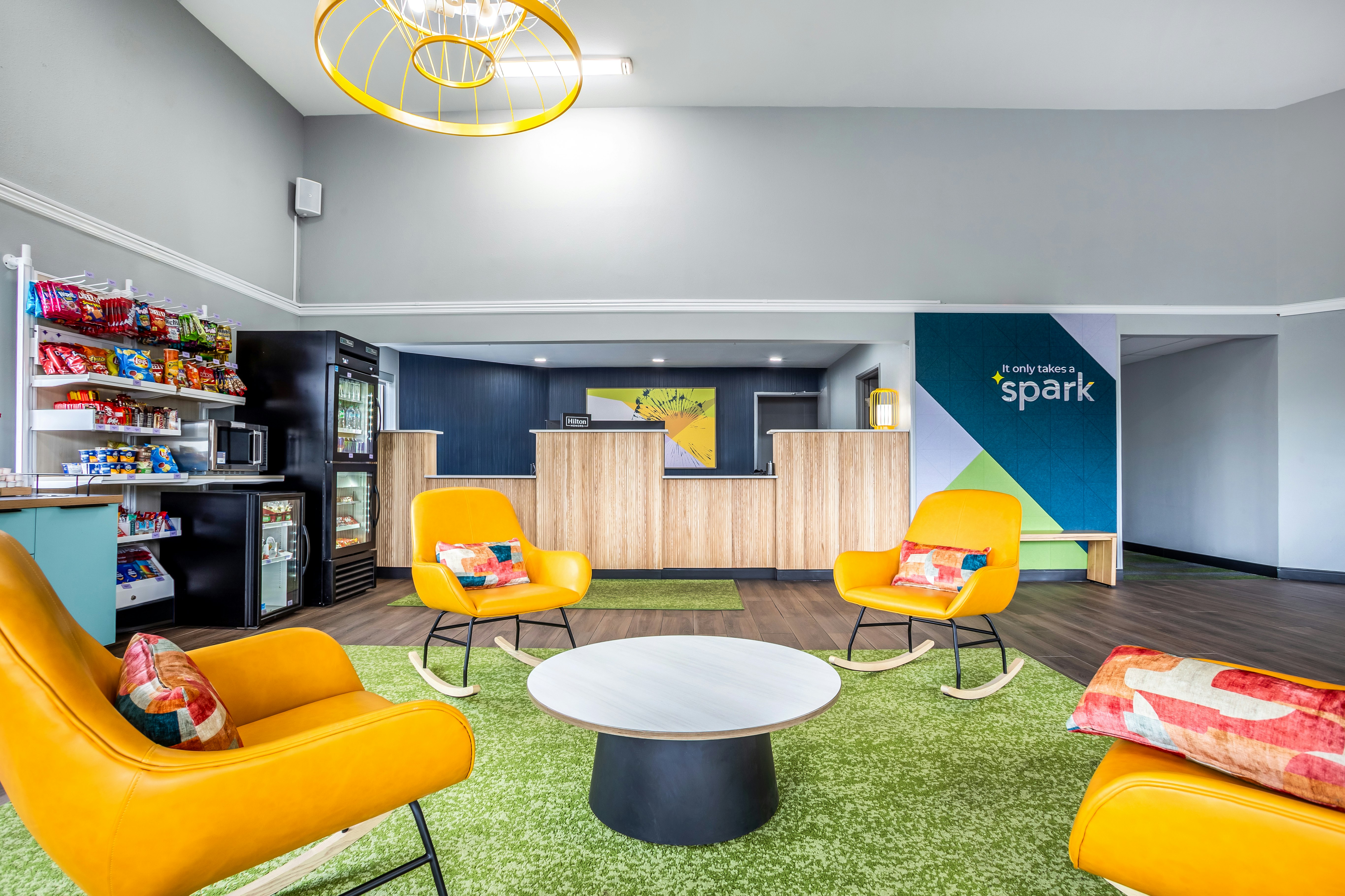 Spark by Hilton Kent Seattle 14/25