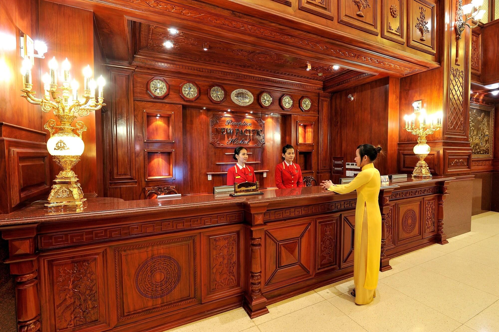 New Pacific Hotel 10/55