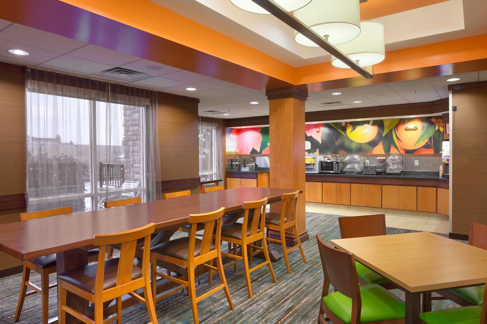 Fairfield Inn Suites Richfield 39/51