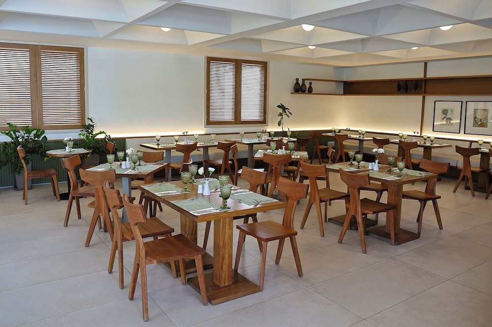 Santo Miramare Resort 33/50