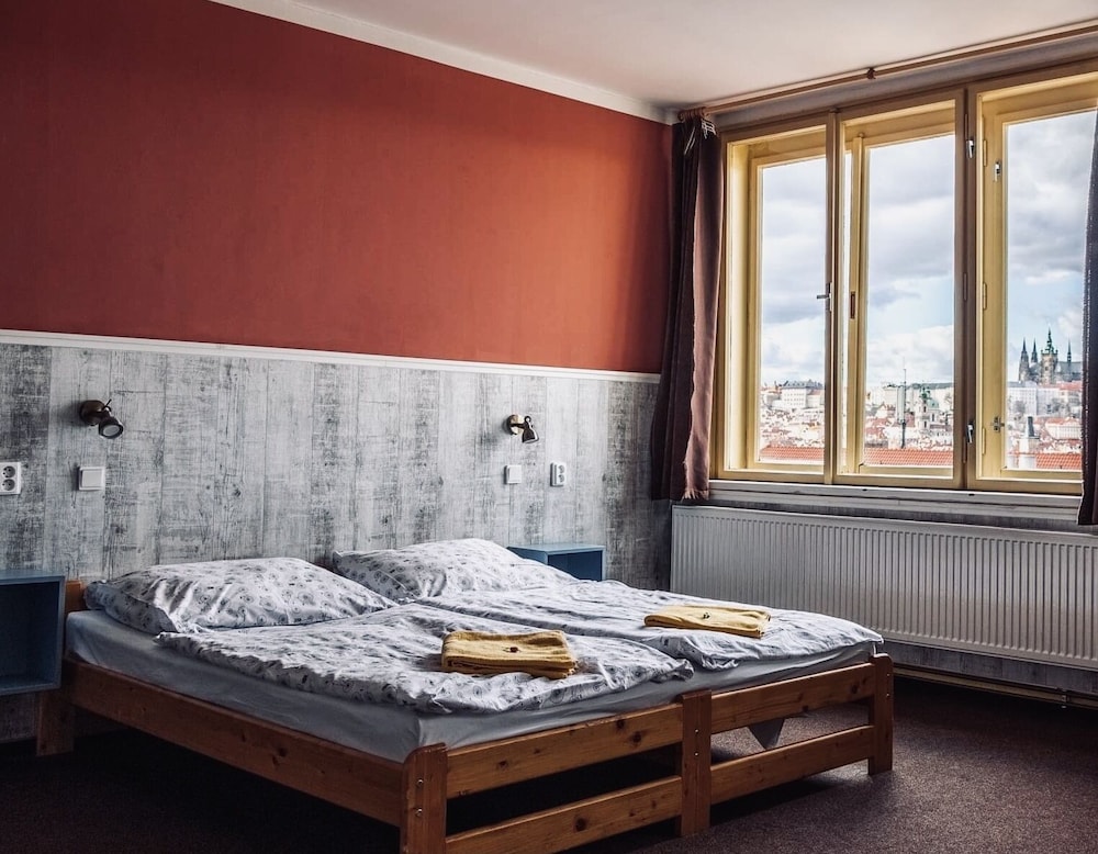 Hostel Downtown 40/46