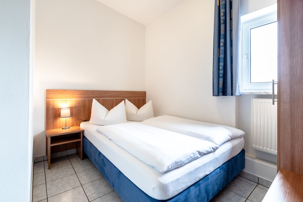 Hotel Fresh Inn 6/41