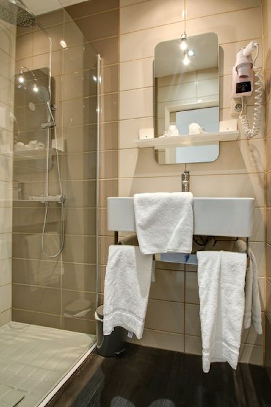 Hotel Bristol Reims 37/38