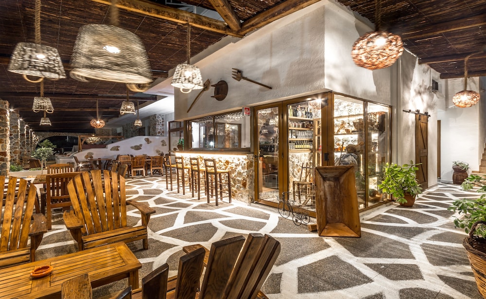 Limeri Traditional Guest House 5/50