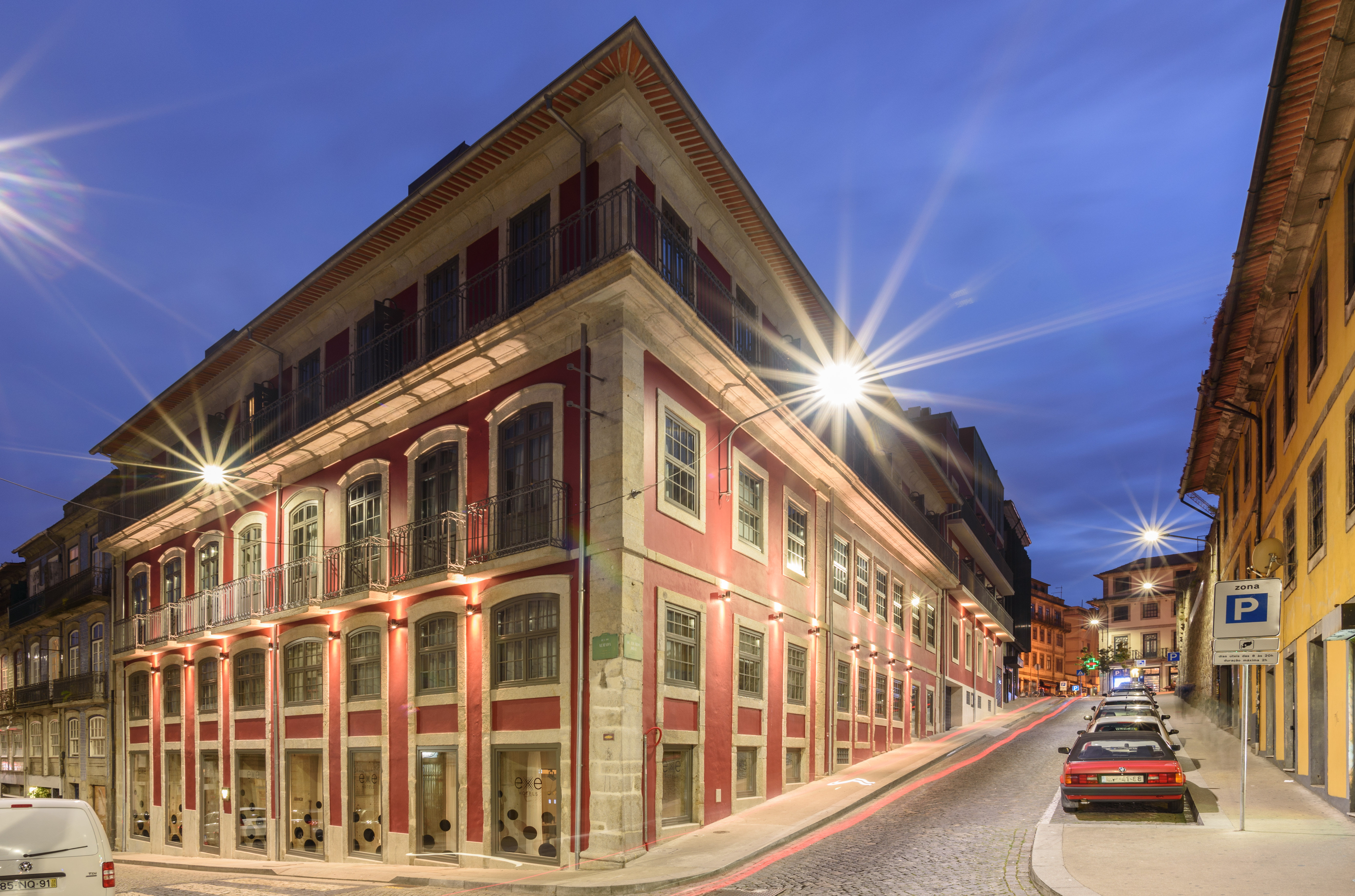 Dorma Almada in PORTO
