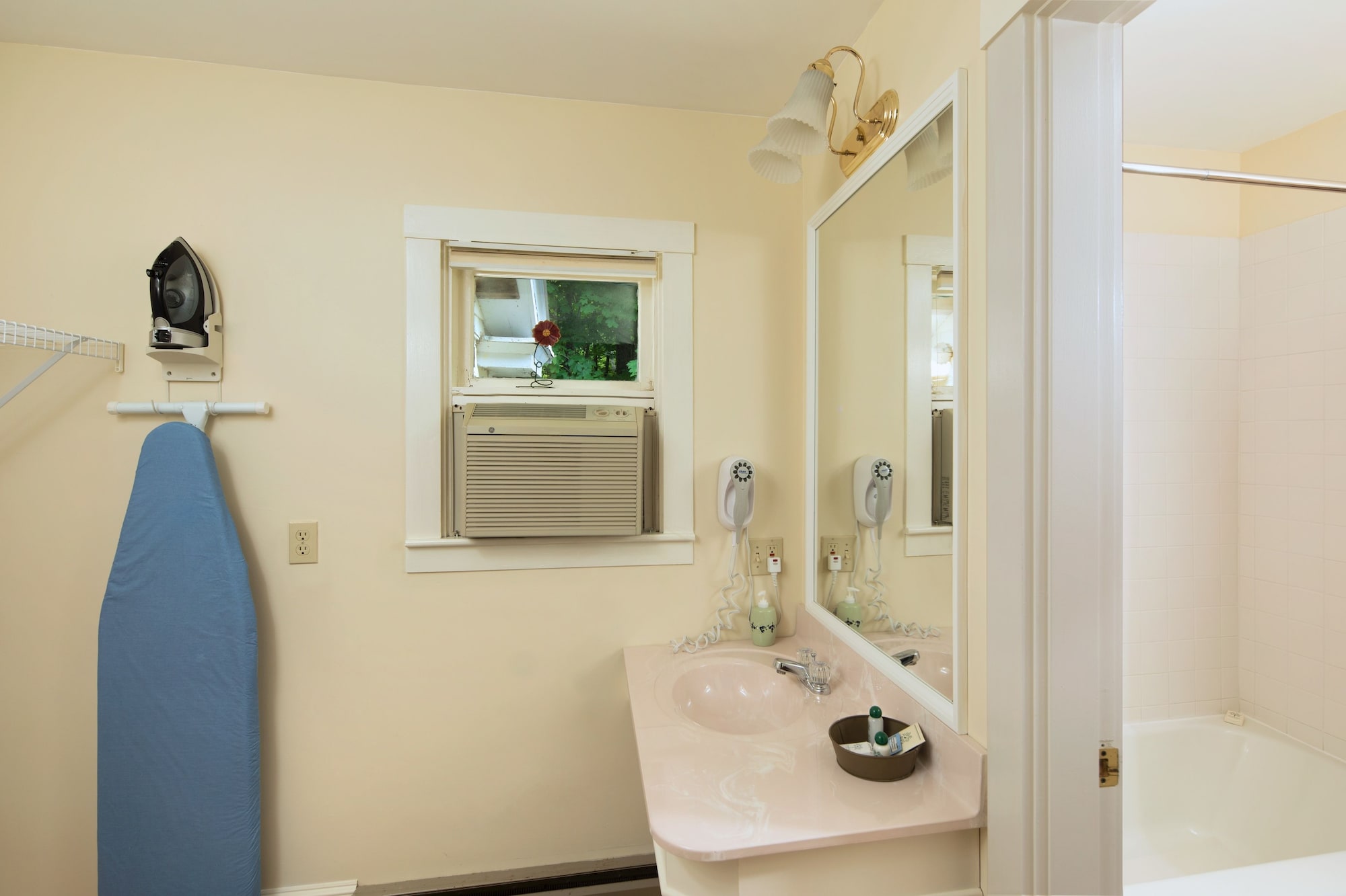 Cottage, 2 Queen Beds, Trundle Bed, Country Inn At Camden Rockport 3/3