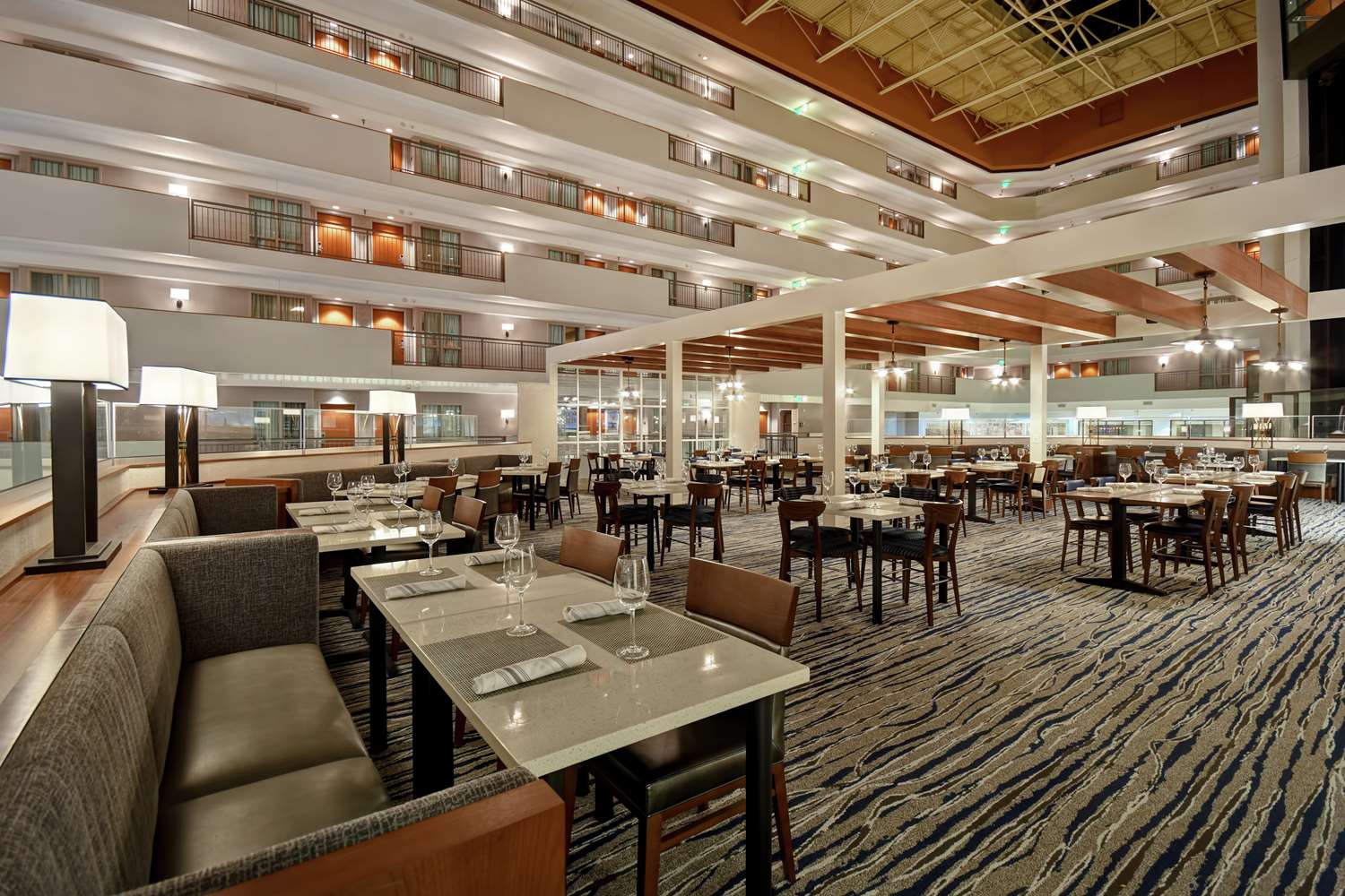 restaurant cafeteria