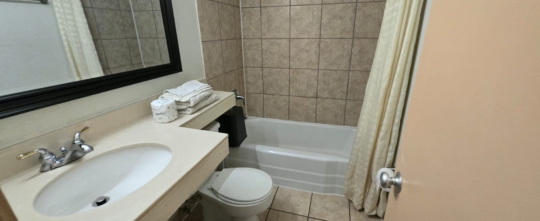 Lion Inn Albemarle By Hotel O Near US 52 37/37