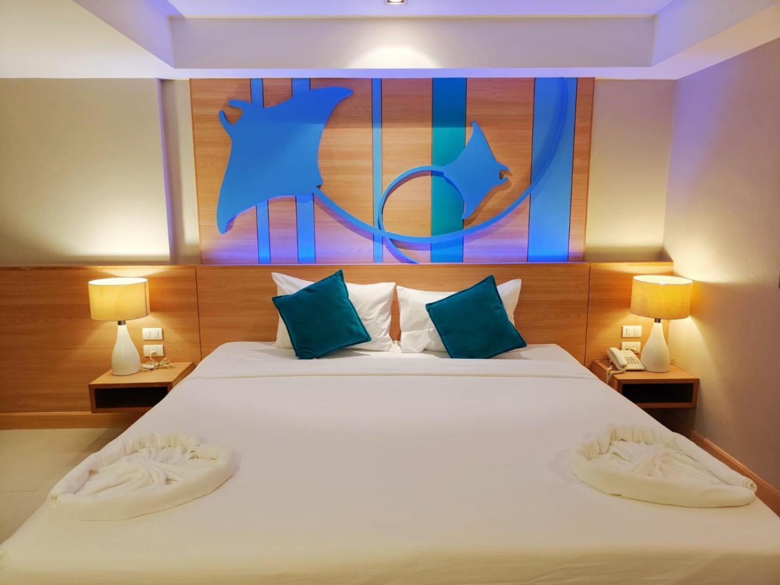 Standard, Double Bed, No Window