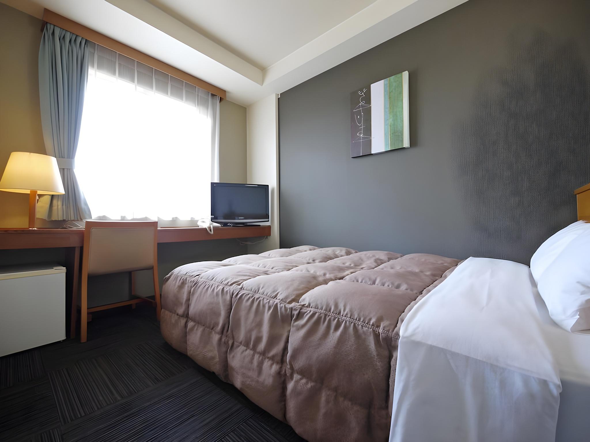 Room, Double Bed, Electronic Cigarette Only, Smoking