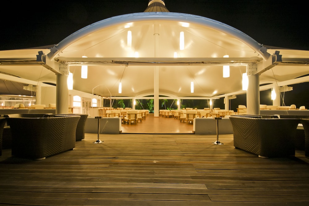Safari Island Resort 2/58
