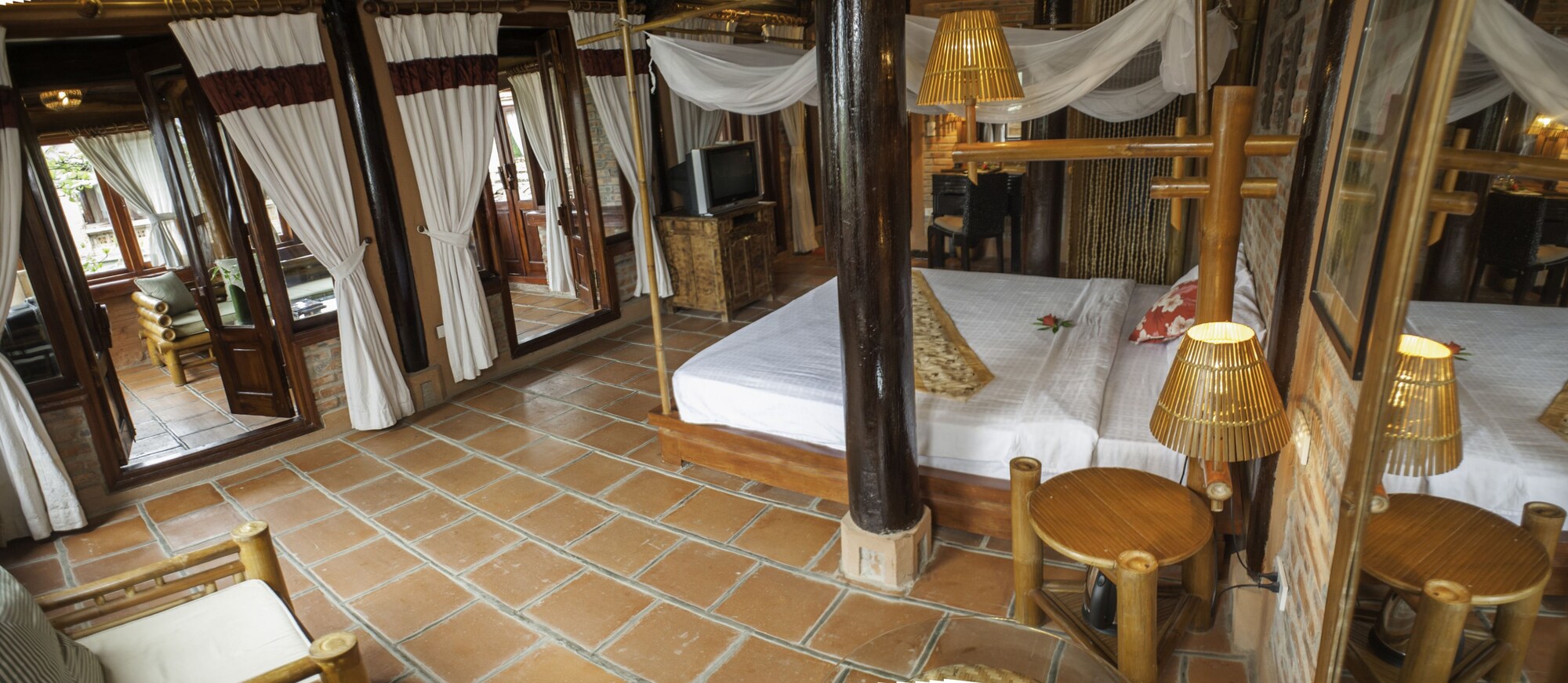 Suite, King Bed
