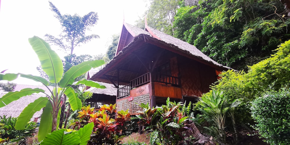 Phi Phi Relax Beach Resort 9/71