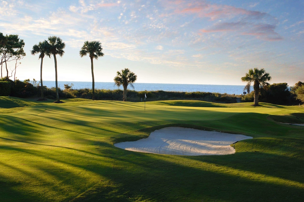 The Inn And Club At Harbour Town 43/50