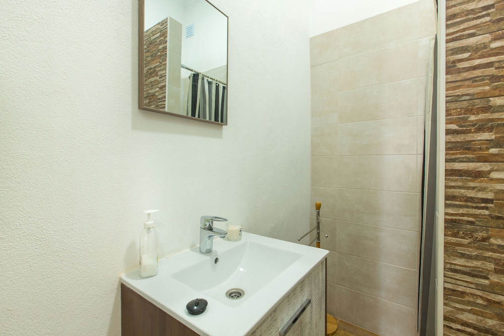 Faro Cosy Guest House 25/28