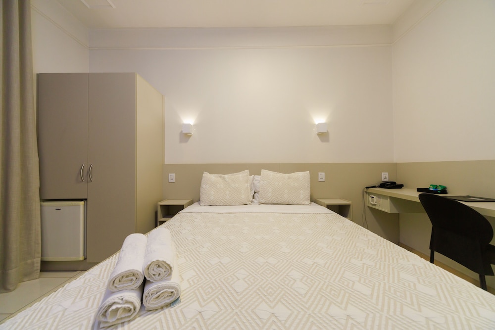 Realce Hotel 24/71