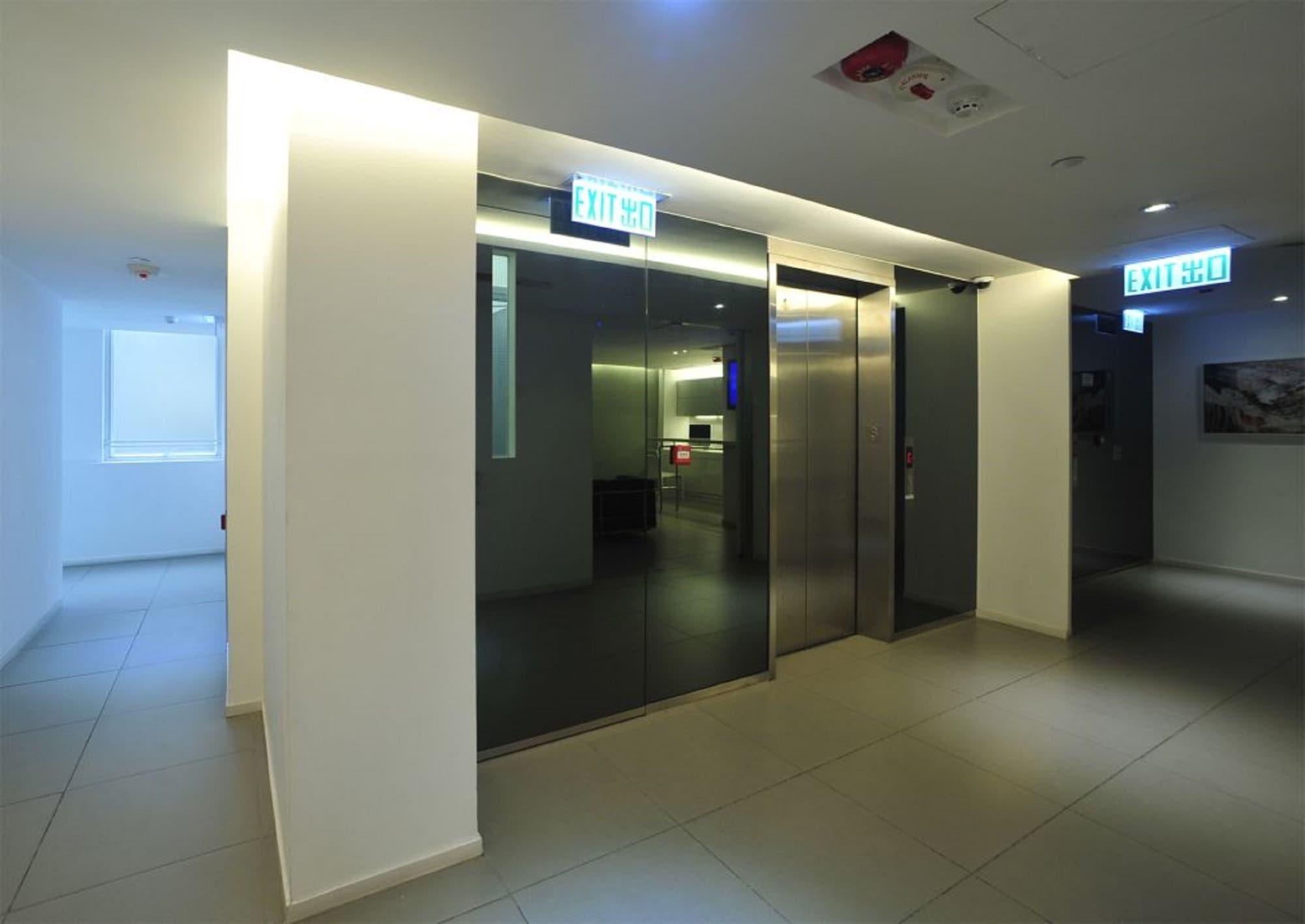 60 West Hotel 44/63