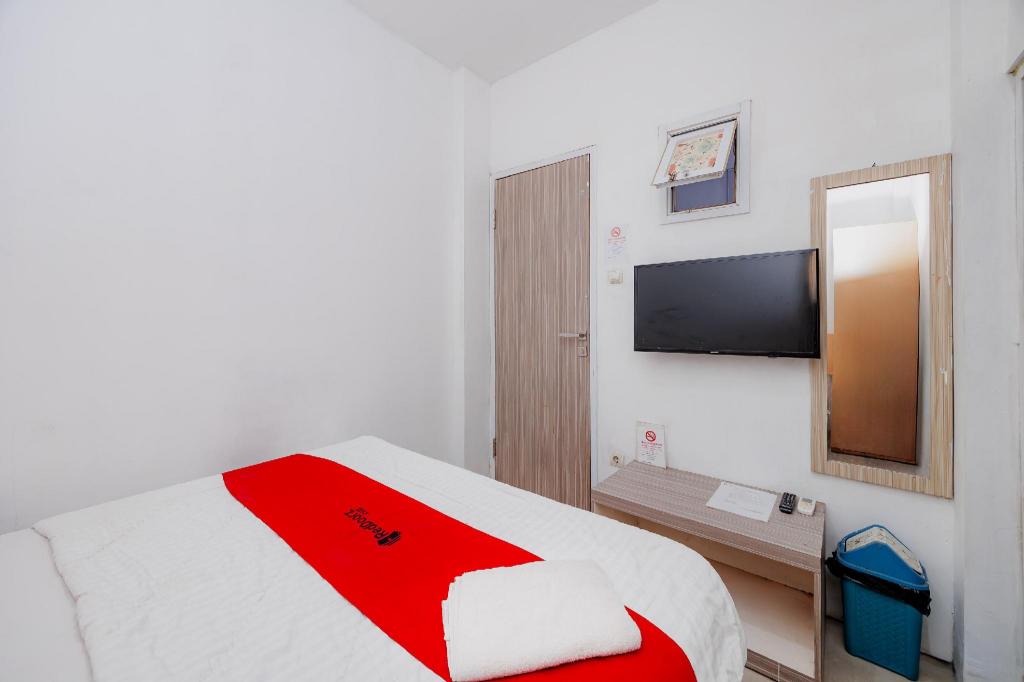 Reddoorz Near Metropolitan Mall Bekasi 26/50
