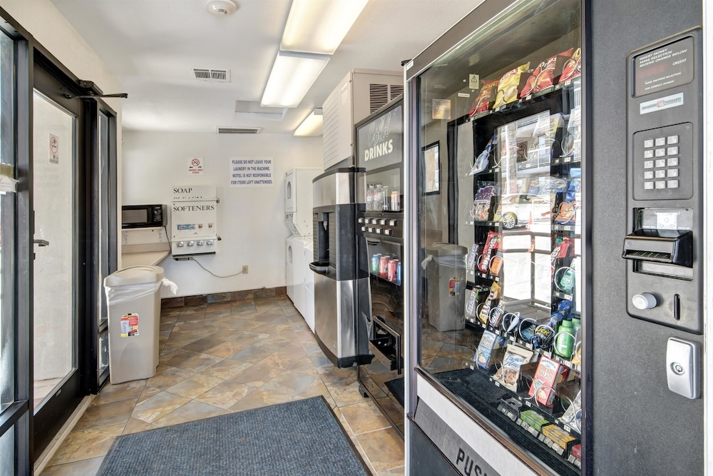 Motel6 Dallas, TX - Forest Lane 30/41