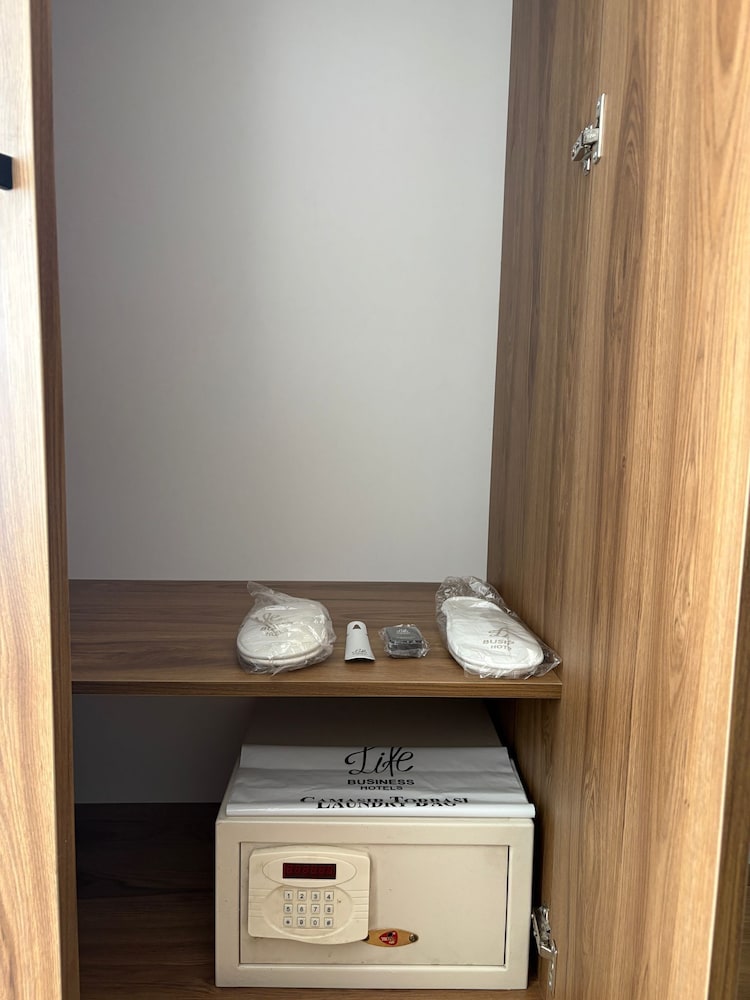 NEW MY WORLD HOTEL 8/50